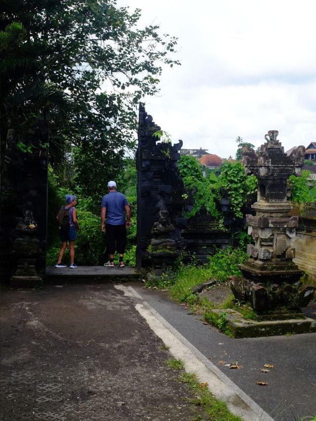 Balinese gate near the Campuhan Ridge Walk and village lanes in Ubud