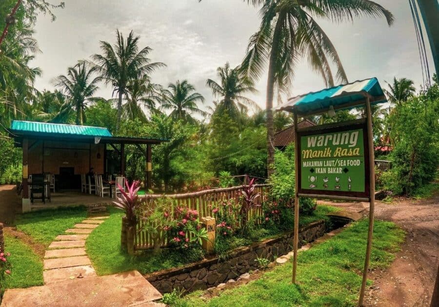 Bali Road Trip - Warung sign
