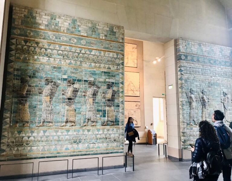 The Louvre - What to do when in Paris