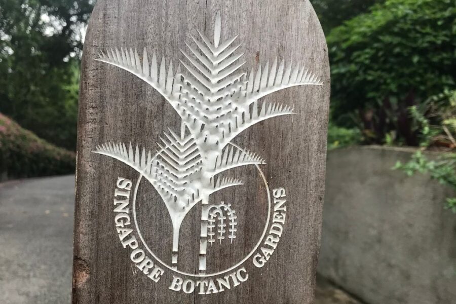 The way marks inside the Singapore Botanical Garden, another free park that we loved. 