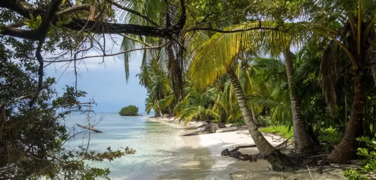 Is Panama Worth Visiting? Feature Image