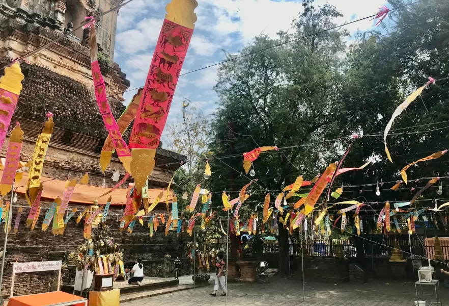 Is-Chiang-Mai-Worth-Visiting-Wat-Lok-Moli