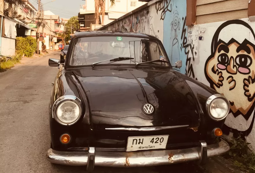 Is-Chiang-Mai-Worth-Visitingold-cars