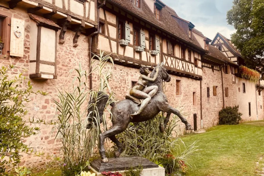 Stature at Riquewhir, Alsace