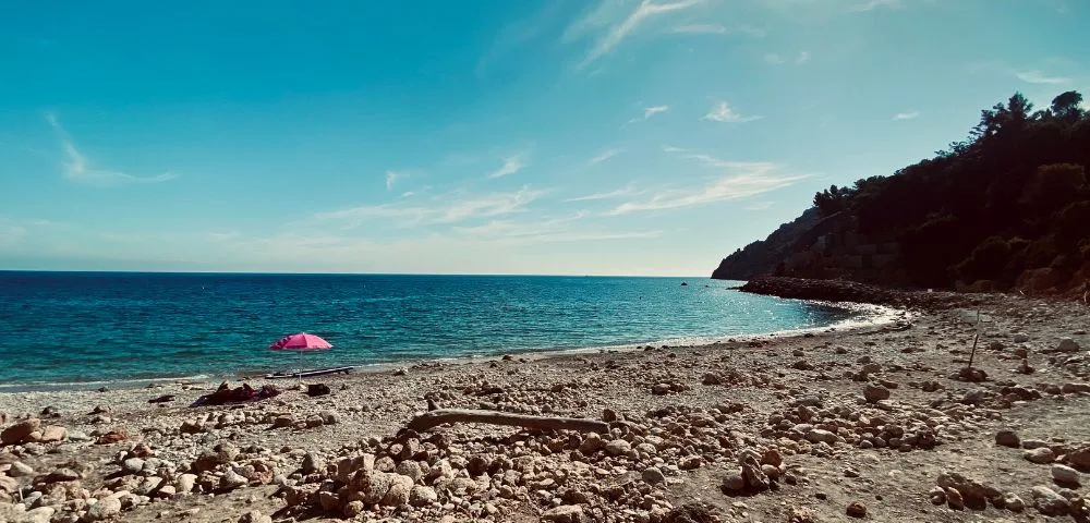 Monte Argentario rocky beaches are off the beaten path tourist spots.