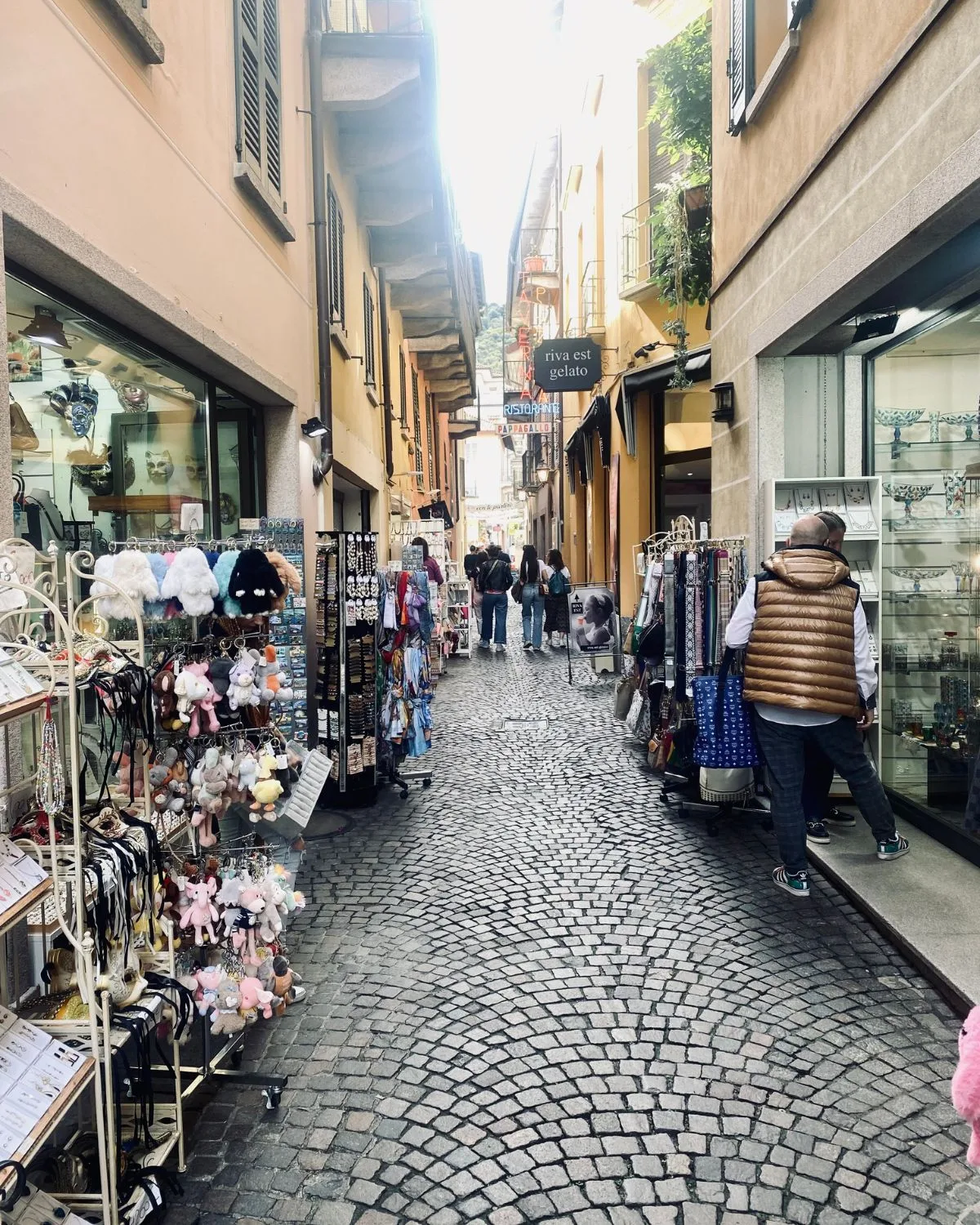 The cobbled shopping streets of Stresa.